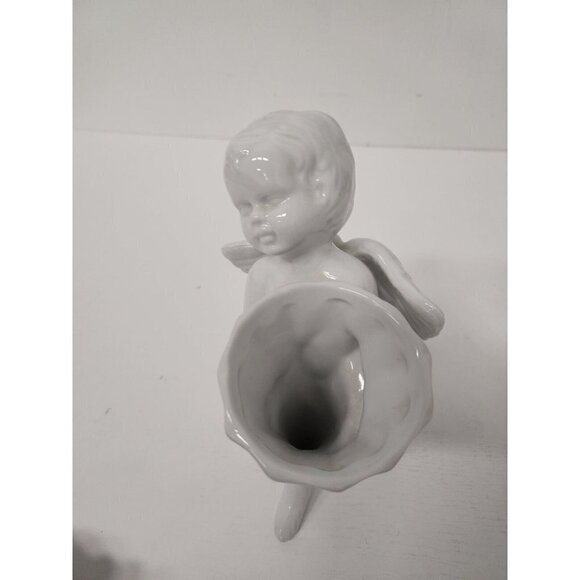 Vintage White Ceramic Angel Cherub Boy Holding Cornucopia Vase Figurine RARE - Picture 3 of 9
